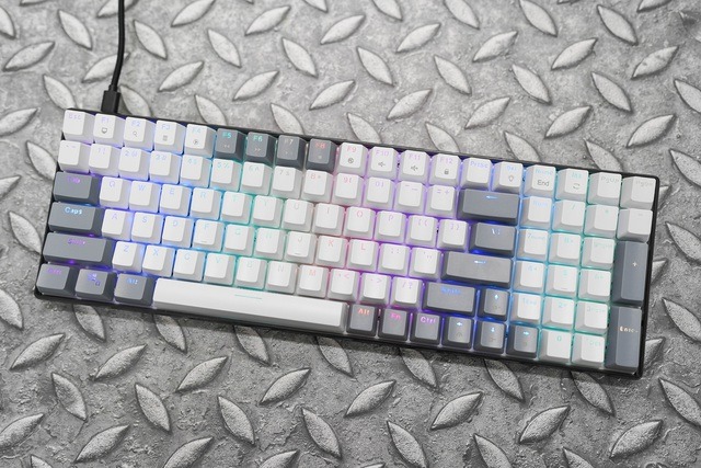 Bàn phím cơ E-Dra EK396 RGB H7