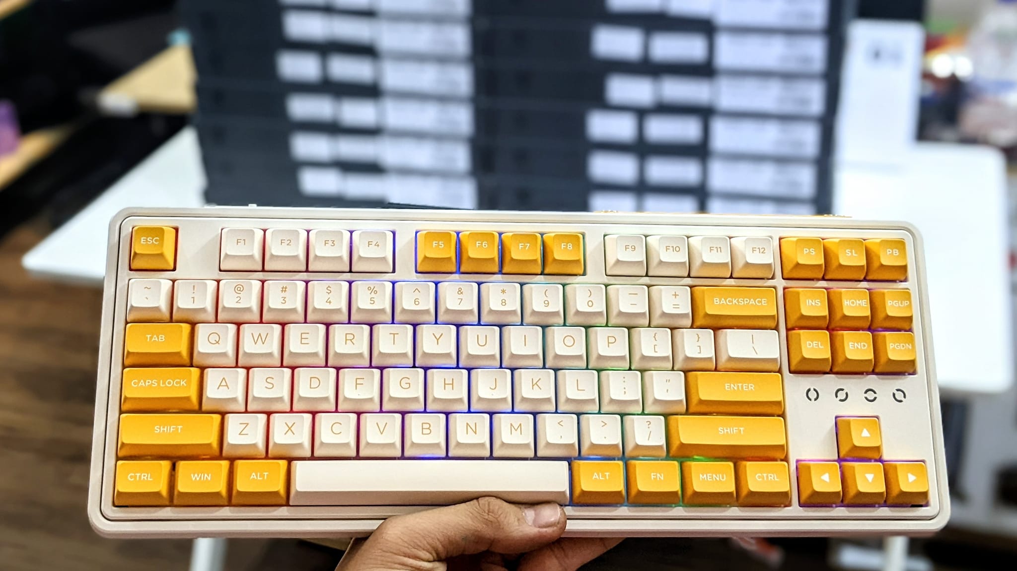 Bàn phím cơ FL-Esports CMK87 SAM Yellow White H8